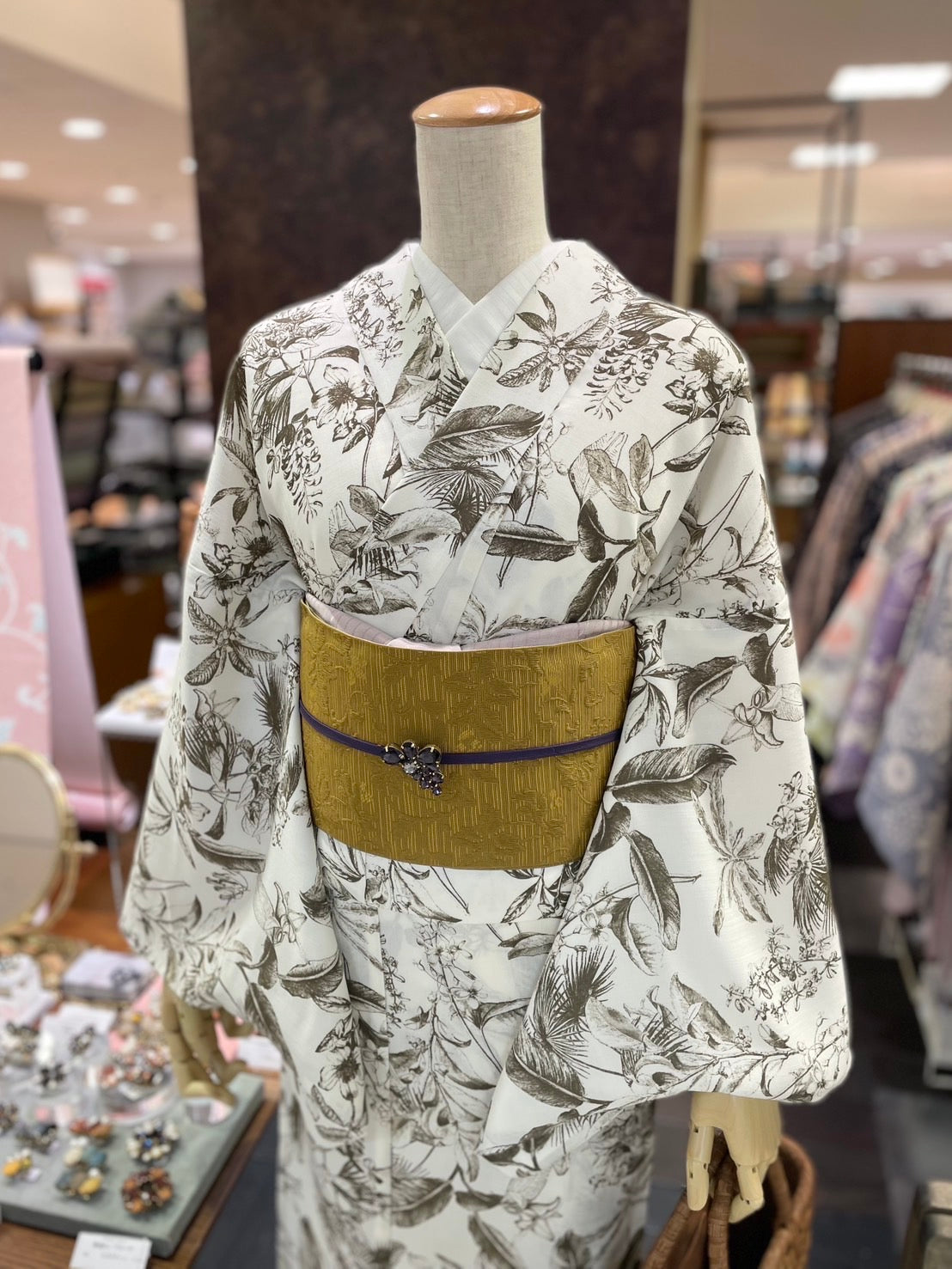 麻調シャークスキン三部式きもの ホワイト×カーキ（夏衿・襦袢袖付き）